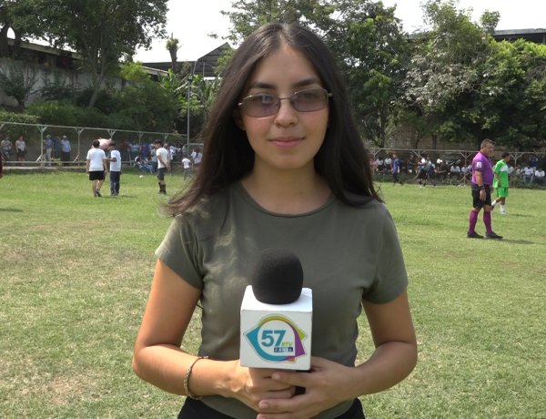 Desfile y Juegos Estudiantiles 2024  en Apopa.