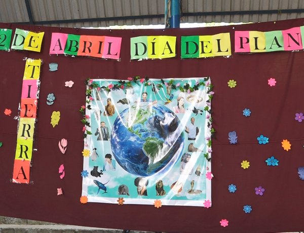 Instituto Nacional de Apopa conmemora el día de la tierra