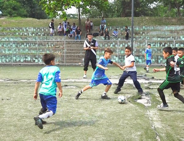 Inician los Intramuros 2024 en el C E Profesor Alberto Villa Corta