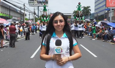 DESFILE DEL CORREO EN EL SALVADOR