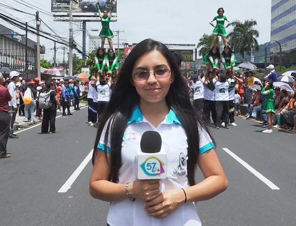 DESFILE DEL CORREO EN EL SALVADOR