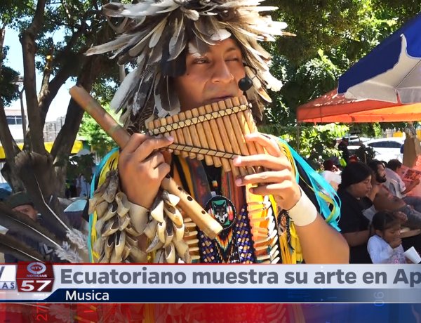 Ecuatoriano muestra su arte en Apopa