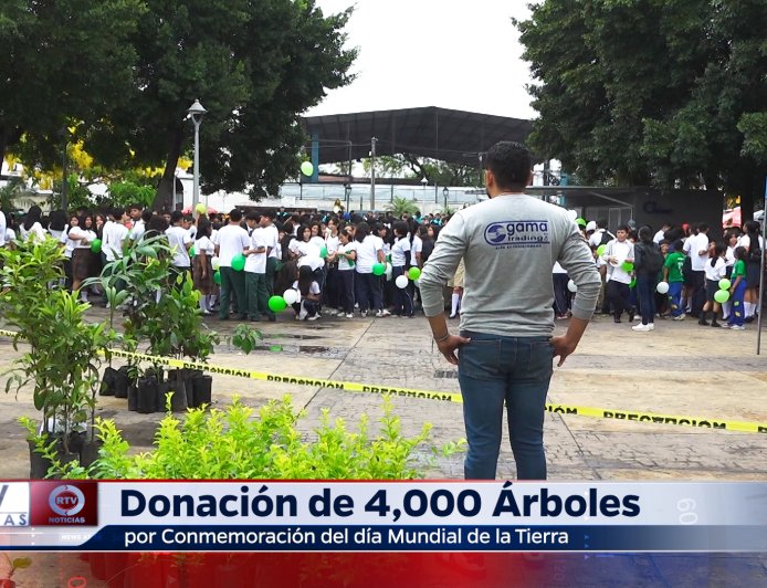 ????????Donación de 4,000 plantas en Apopa????