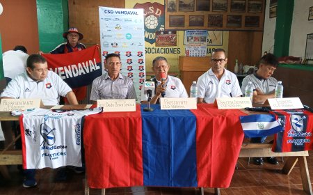 DAVID OMAR SEVILLA NUEVO TECNICO DE  CSD VENDAVAL