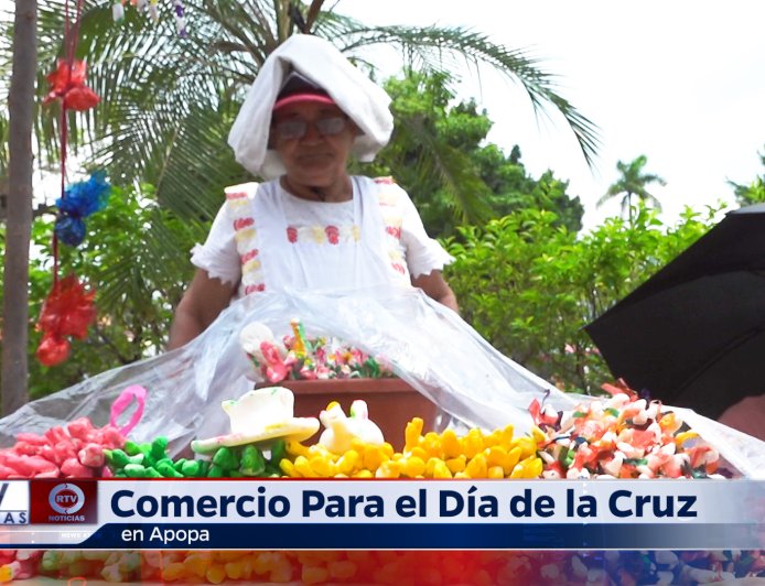Comercio del Día de la Cruz en Apopa
